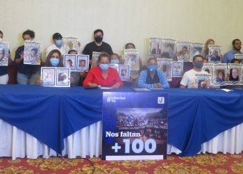 Familiares de reos exigen «¡Navidad sin presos políticos!» en Nicaragua. Foto: Noel Miranda/ Artículo 66.