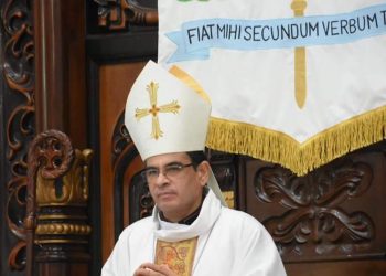Monseñor Rolando Álvarez advierte que un «falso católico» utiliza la política para sus propios intereses. Foto: Artículo 66 / Diócesis Media