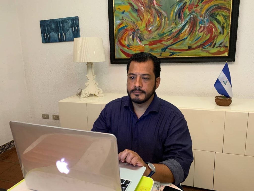 UNAB ratifica a Félix Madariaga como su candidato a disputarle el poder a Ortega