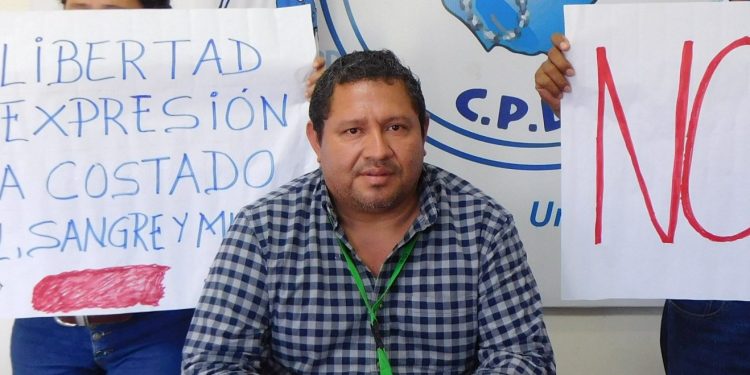 Organismos de DD.HH. respaldan a periodista David Quintana sentenciado a pagar unos 13 mil córdobas por supuesta calumnia. Foto: CPDH.