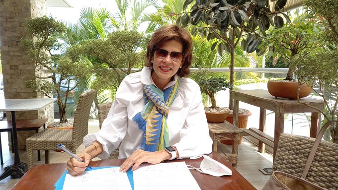 Cristiana Chamorro firma documento de unidad para elegir candidato único de la oposición