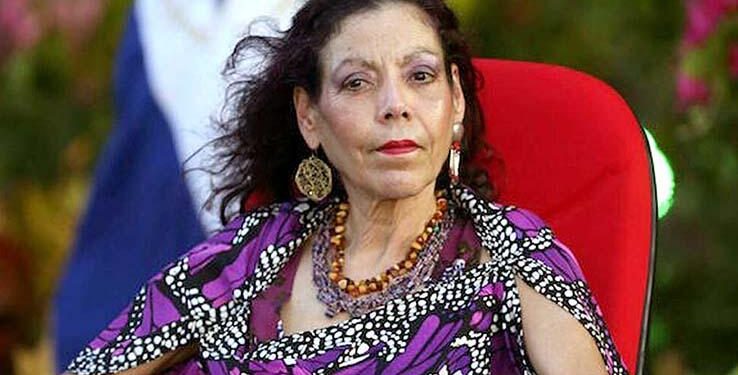 Rosario Murillo se autoproclama «inteligente» en comparación con los opositores