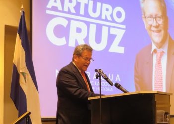 Arturo Cruz rechaza invitación de la Comisión de Buena Voluntad para firmar la carta compromiso «Nicaragua Primero». Foto: Artículo 66.