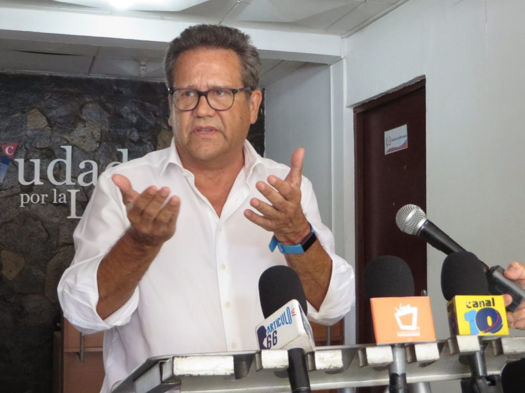 Arturo Cruz: «Cada vez me siento más cómodo con el MRS»