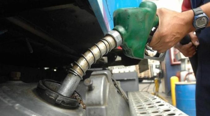 Incremento del combustible volverá a golpear el bolsillo de los nicaragüenses. Foto: internet