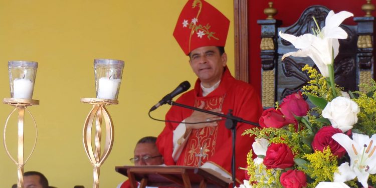El Obispo de Matagalpa invitó a líderes políticos a someterse sin miedo a mecanismos democráticos y transparentes. Foto: Internet.