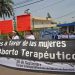 Cientos de mujeres nicaragüenses marcharon por las calles de Managua el 26 de septiembre 2008, para demandar la restitución del aborto terapéutico en la legislación nacional, derogado por el Parlamento en 2006. EFE/Mario López