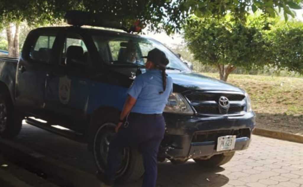Karla Ñamendy y Yolanda González denuncian constante asedio policial