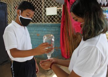 Comité Científico pide a la población reforzar precaución ante presencia de variantes más agresivas de COVID-19 en Centroamérica. Foto: Internet.
