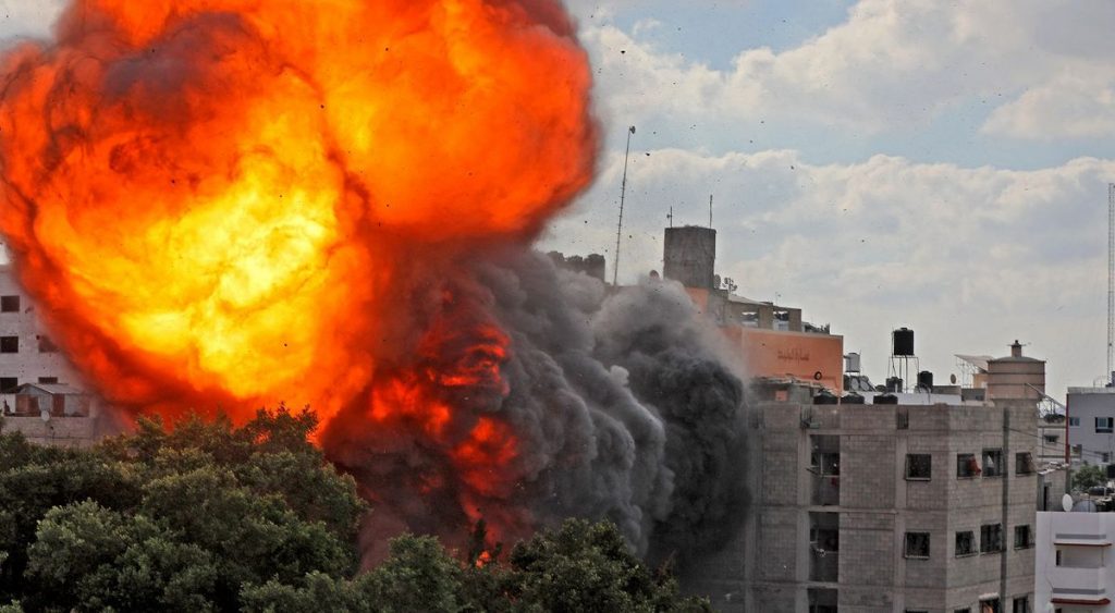Continúan bombardeos entre Israel y Palestina. Violencia deja ya más de 200 fallecidos
