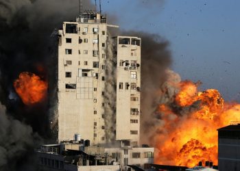 Israel explota en caos, balas y muerte, tras intento de desalojo de familias árabe-israelíes. Foto: France 24