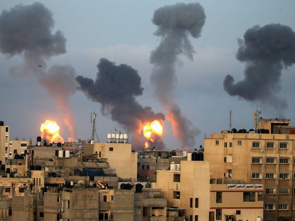 Judíos y palestinos «se masacran» a punta de cohetes en Israel: 119 muertos y más de 800 heridos en cinco días