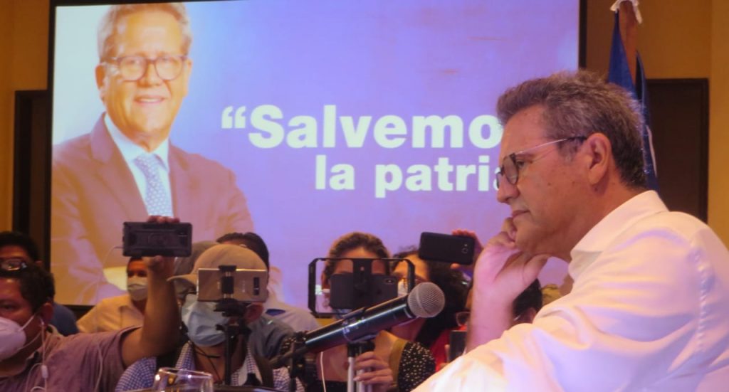 Aspirante presidencial Arturo Cruz lleva más de 24 horas detenido