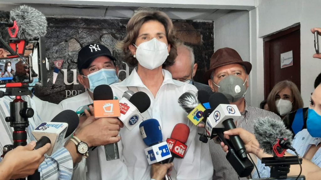 CxL se solidariza con Cristiana Chamorro y suspende toda actividad relacionada con selección de precandidatos
