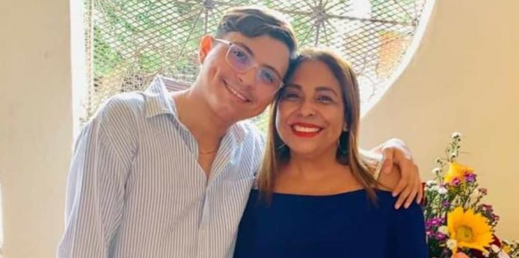 Policía allana agencia de viaje en Centro Comercial Managua y detiene a sus propietarios, miembros de la UNAB