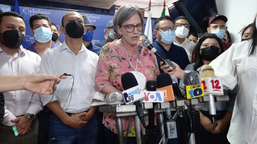 Kitty Monterrey «no se baja del caballo» e insiste en ir a elecciones pese a aumento de represión de Ortega