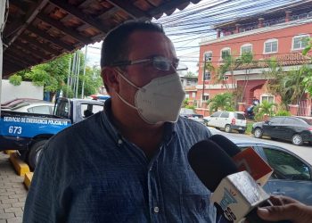 El periodista Eduardo Montenegro compareció ante la fiscalía por el caso de la Fundación Violeta Barrios de Chamorro. Foto: Noel Miranda // Artículo 66