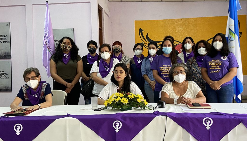 Denuncian al politólogo Guillermo Incer por violencia sexual