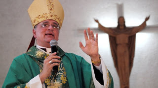 Monseñor Báez demanda a los poderes del Estado a estar al lado del pueblo y no «al servicio de tenebrosos»