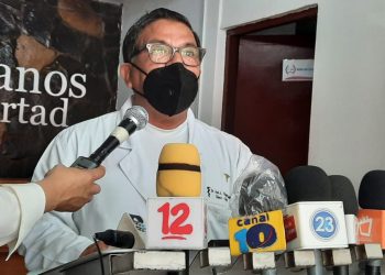 Unidad Médica Nicaragüense demanda más vacunas contra el COVID-19 ante repunte de casos. Foto: Artículo 66/ Noel Miranda.