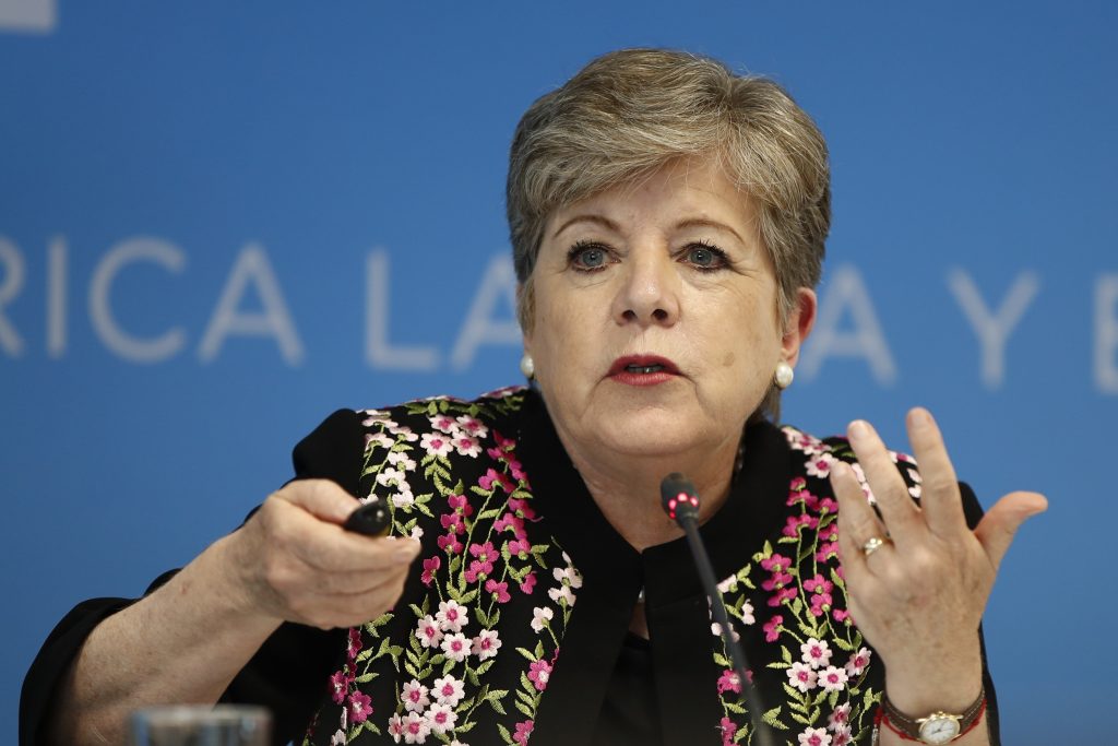 América Latina crecerá 5,2 % en 2021, pero no revertirá los efectos de la pandemia