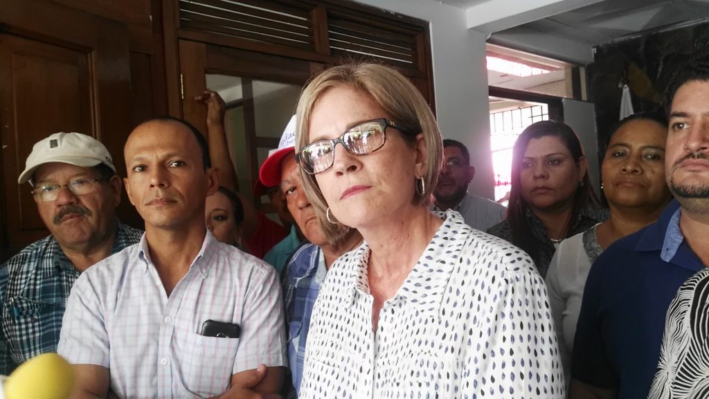 El reclamo de familiares de presos políticos a Kitty Monterrey: «¿Por qué tanto cinismo de ir a elecciones?»