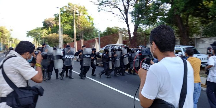 Organismo de derechos humanos español exige a Ortega el cese a la represión. Foto: Artículo 66 / Noel Miranda