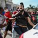 Régimen cubano corta internet para ocultar protestas. Estados unidos advierte que se deben respetar a manifestantes. Foto: El Mundo.