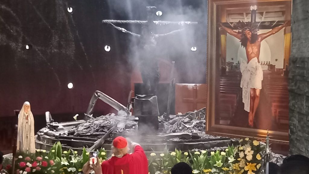 Cardenal Brenes conmemora dos años del atentado «terrorista» a la imagen de la Sangre de Cristo. Foto: Noel Pérez / Artículo 66