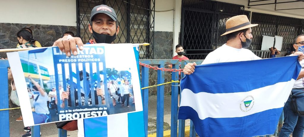 Exiliados nicaragüenses en Costa Rica organizan «lunes de protesta»