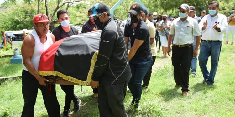 Fallece vicealcaldesa de Nagarote y otros dos funcionarios sandinistas de la comuna, en el contexto de la pandemia del COVID-19. Foto: Alcaldía de Nagarote.