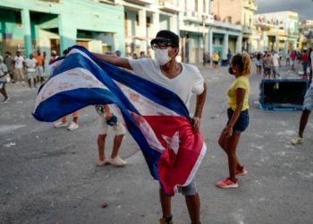 Protestas en cuba dejan un muerto y más de cien detenidos. EE:UU asegura que no habrá intervención militar en la isla. Foto: Internet.