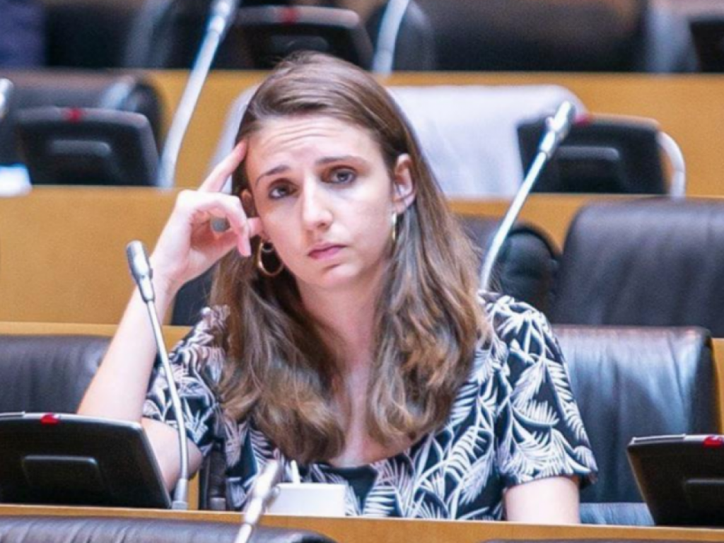 Partido izquierdista español Podemos se distancia de la dictadura de Ortega