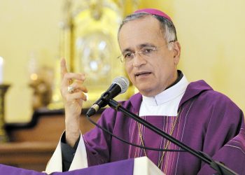 Monseñor Báez exhorta a la dictadura orteguista a escuchar al pueblo nicaragüense