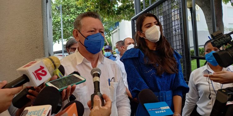 Ortega impone prisión domiciliar e inhibe a la candidata a la vicepresidencia por CxL, Berenice Quezada