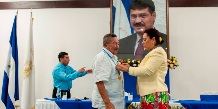 allece Eduardo "Ratón" Mojica, el "Campeón sin corona" de Nicaragua