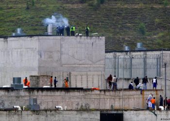 Ecuador declara el estado de excepción carcelaria tras la muerte de más de cien reos