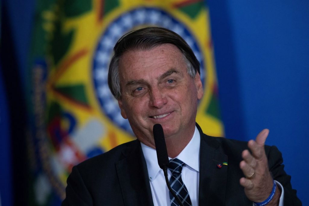 Bolsonaro irá a la ONU a presentar "las verdades de Brasil" y sin vacunarse