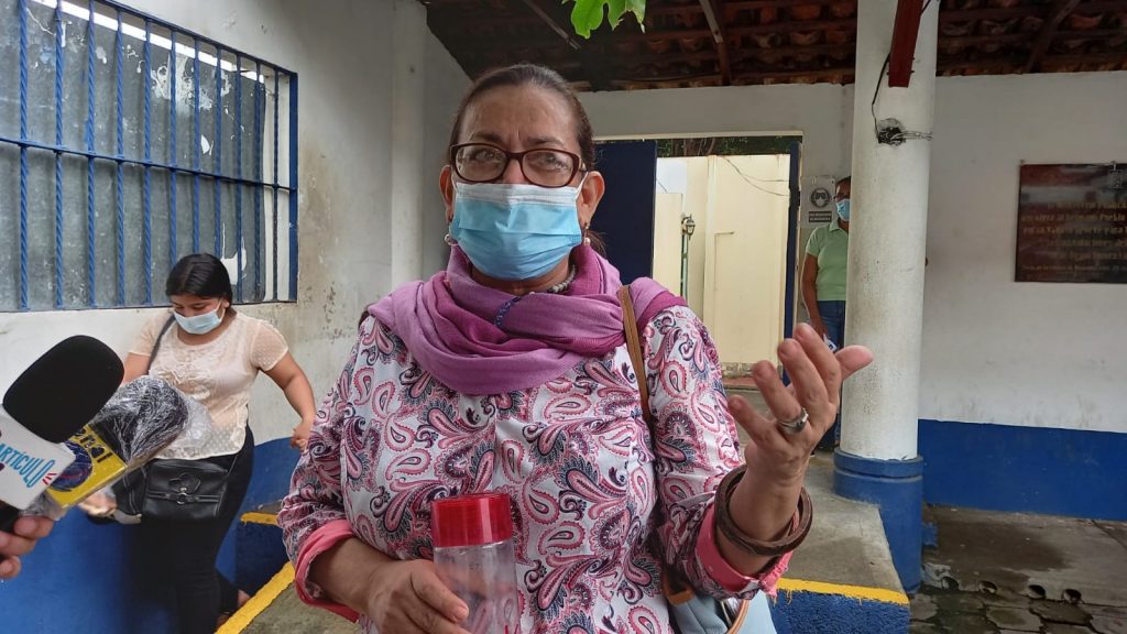 Fiscalía cuestiona a la periodista Aurora Leytón por supuestamente «pedir intervención militar y promover el odio»