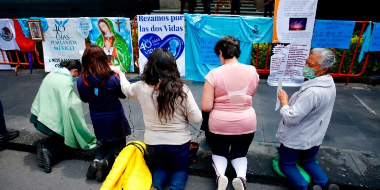 México despenaliza el aborto, en fallo histórico de la Suprema Corte de Justicia. Foto: EFE.