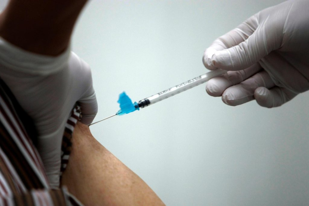 Vacunación antiCOVID a mayores de 30 años en Nicaragua. Foto: Artículo 66 / EFE