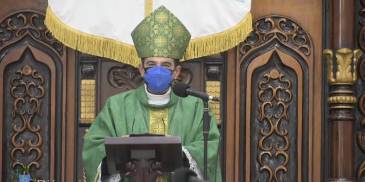 Monseñor Álvarez denuncia que ciudadanos están siendo amenazados para obligarlos a votar. Foto: Diócesis de Matagalpa.