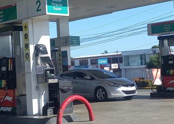 Ortega vuelve a congelar precios del combustible y gas licuado para «frenar» ola alcista. Foto: Artículo 66 / Noel Miranda