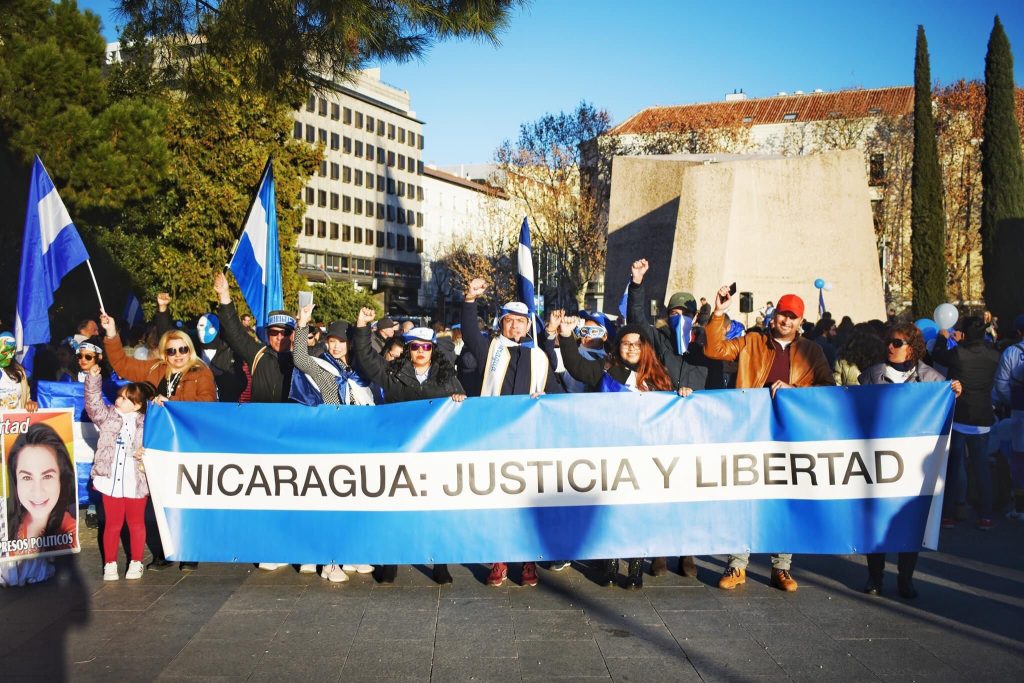 Nicas en España se unen a gran marcha mundial en rechazo a las «elecciones ilegítimas» de Ortega