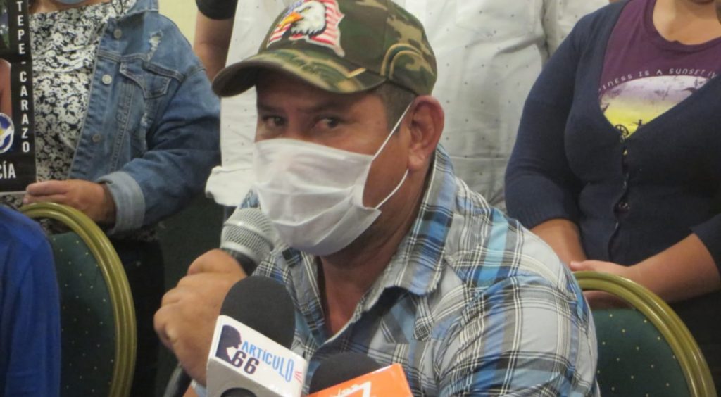 Esposa del preso político Pedro Mena teme que la dictadura se lo entregue muerto