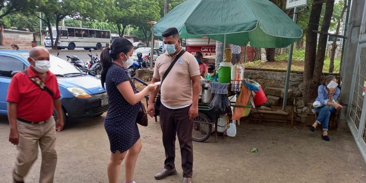 Proceso de vacunación en Nicaragua a mujeres embarazadas, puérperas y lactantes. Foto: Artículo 66 / Noel Miranda