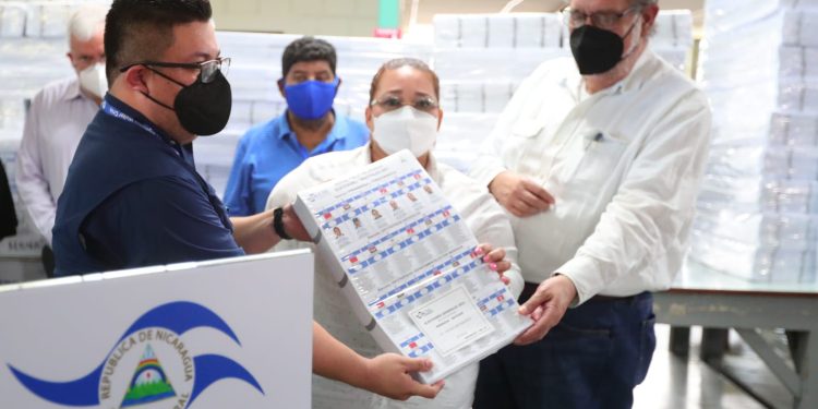 CSE adquiere boletas electorales «en secreto», listas para elecciones de Ortega. Foto: Prensa oficialista.