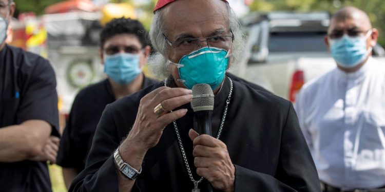 "Es bien triste estar solo": cardenal de Nicaragua convaleciente de covid-19