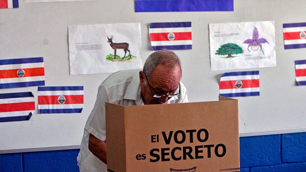 Costa Rica inicia el camino a las elecciones presidenciales con 27 candidatos