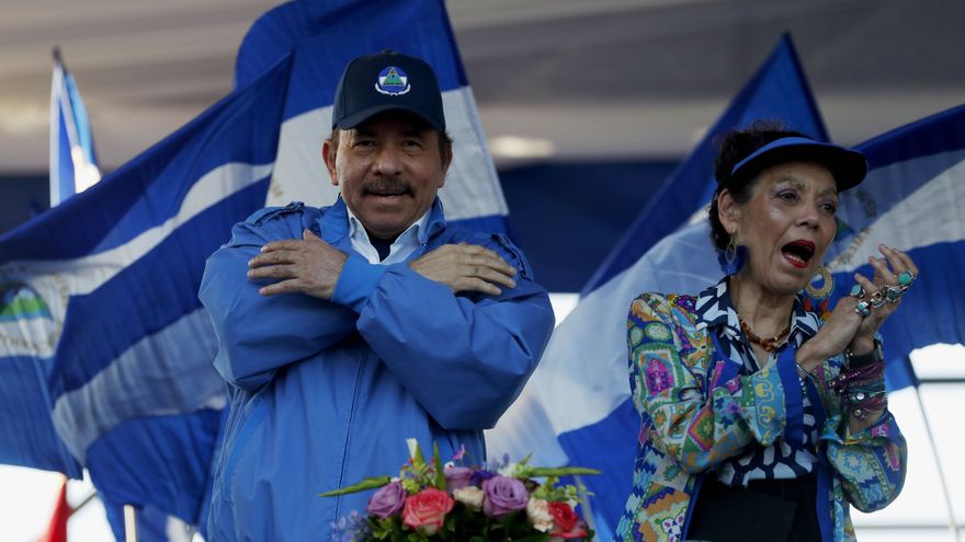 Daniel Ortega y Rosario Murillo aplauden donaciones de España. Foto: Internet